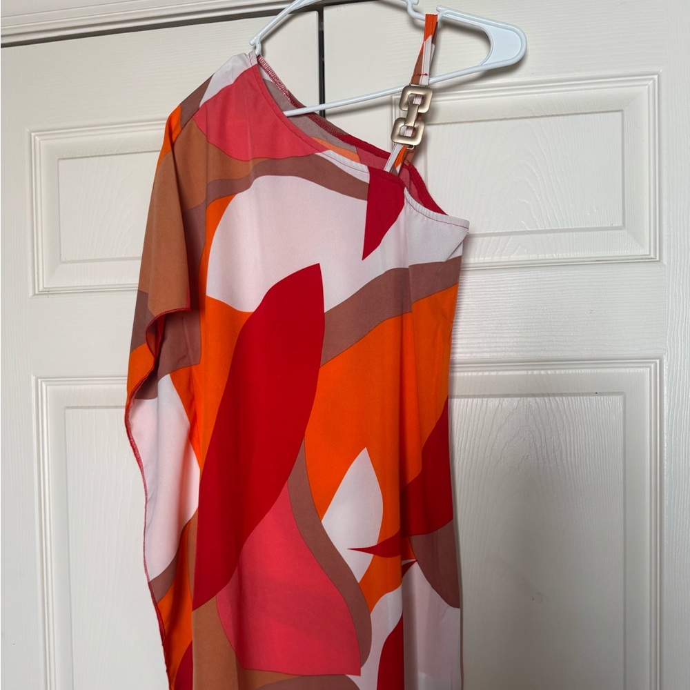 Fun tropical mini dress with one shoulder gold detail